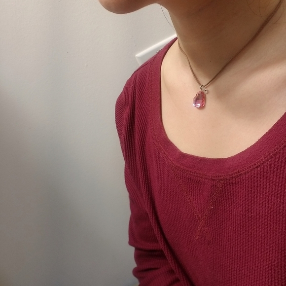 Swarovski pink heart necklace w butterfly - Picture 6 of 6